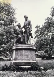 Gedenkstatue von Joseph Lanner und Johann Strauss dem Älteren